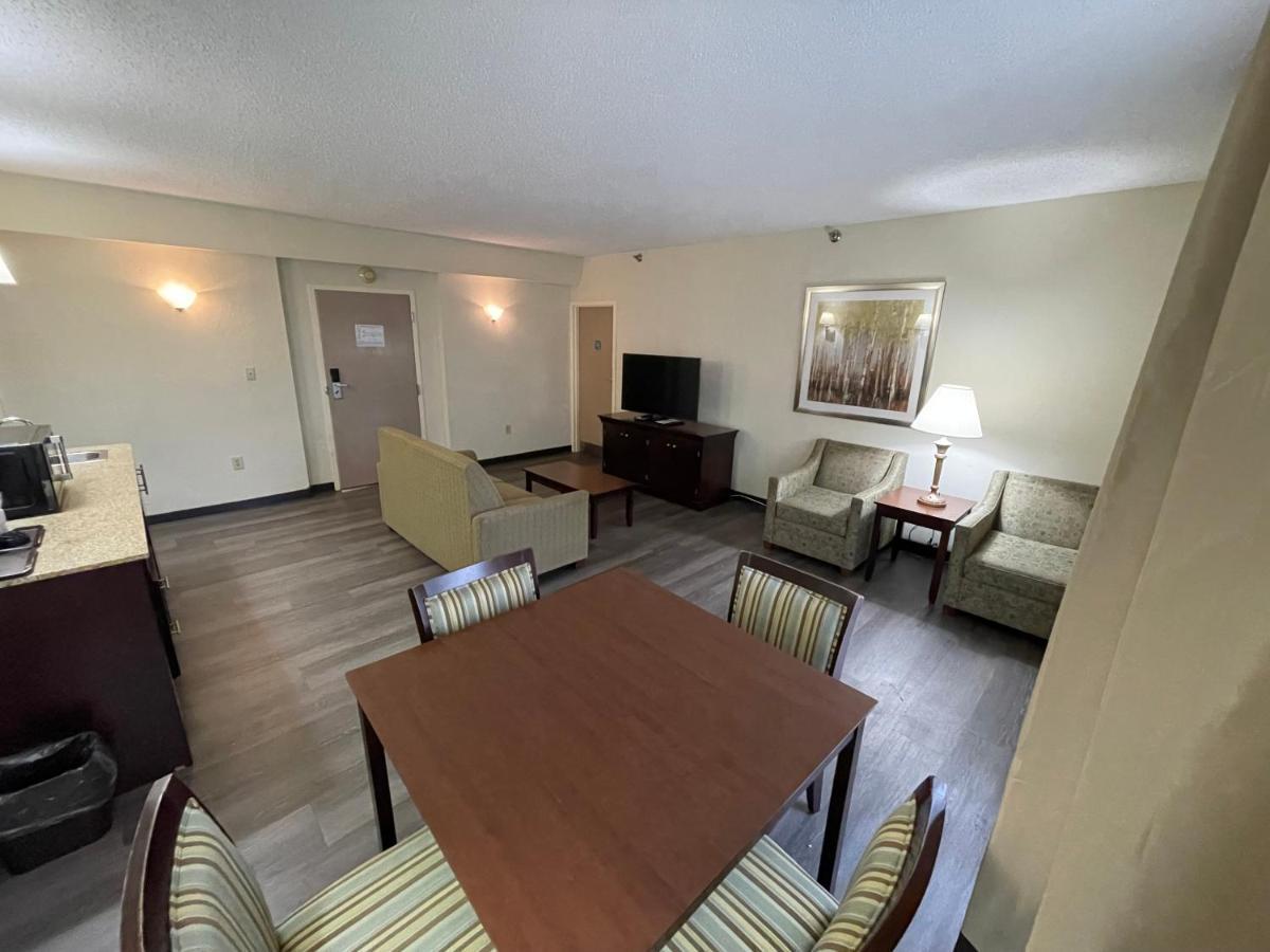 Comfort Inn Pinehurst - Southern Pines Екстериор снимка